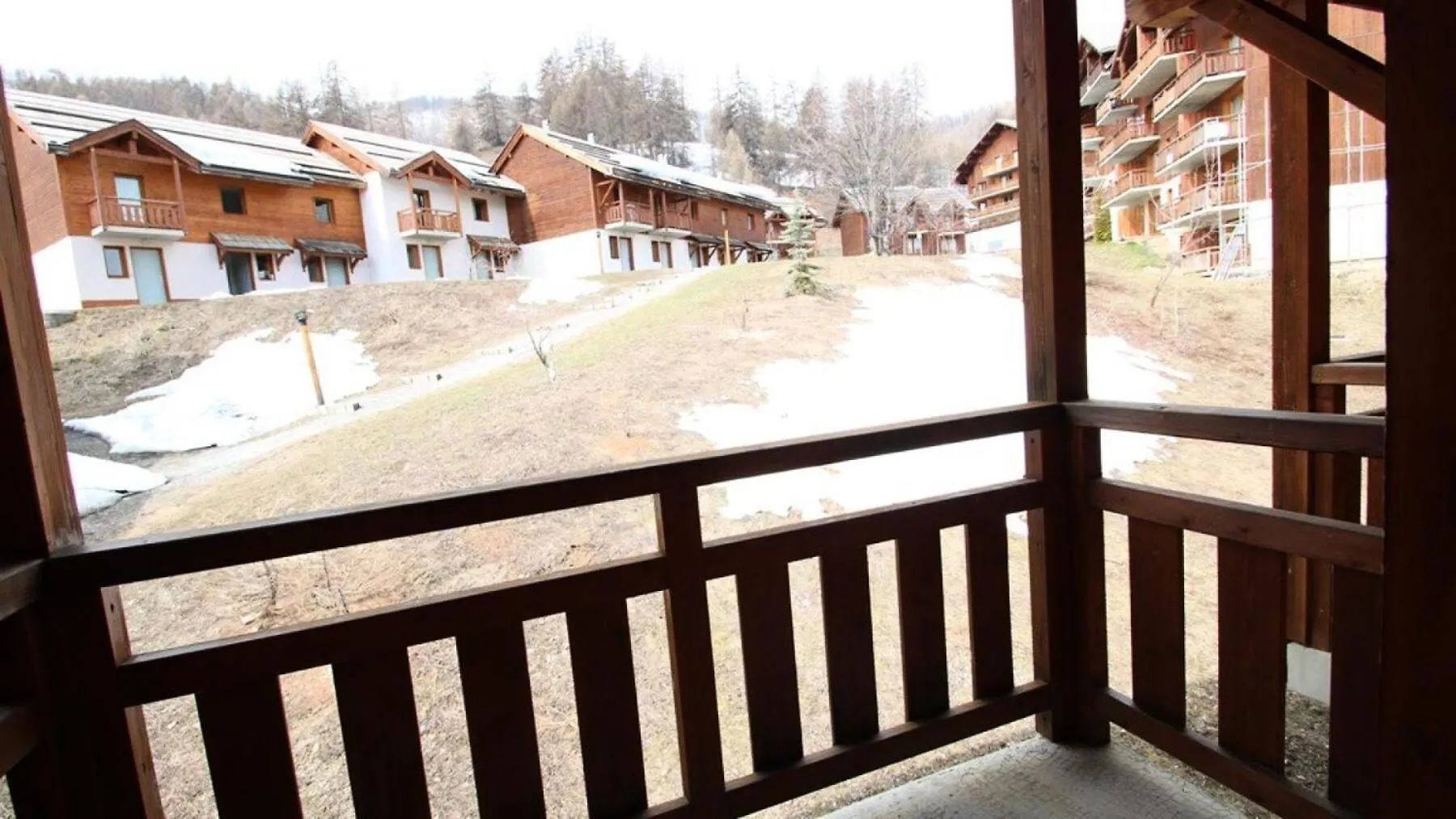 Residence Parc Aux Etoiles - Parc Aux Etoiles -Ch07- Avec Piscine Et Sauna-Chalet Dup Mae-2214 France
